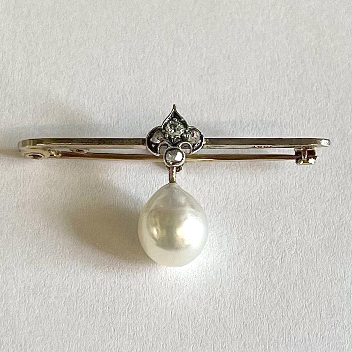 White South Sea Pearl &amp; Diamond Fleur De Lis Brooch