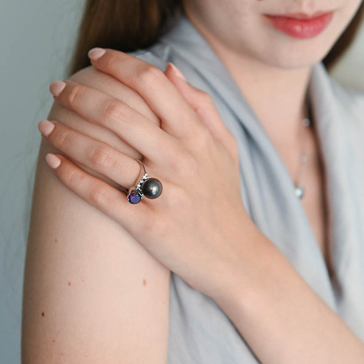 Black Tahitian Pearl &amp; Amethyst White-Gold Ring