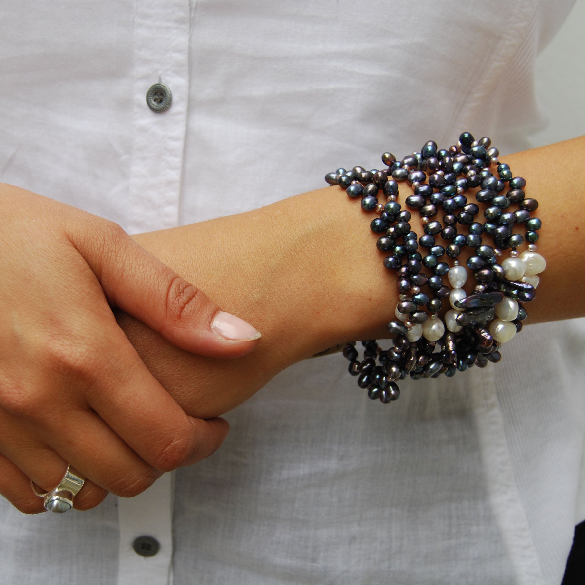 Black freshwater pearl clearance bracelet